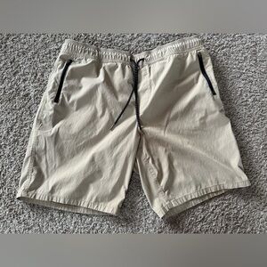 Men Urban Pipeline Shorts Lightweight Elastic Waist Men Size 38 EUC